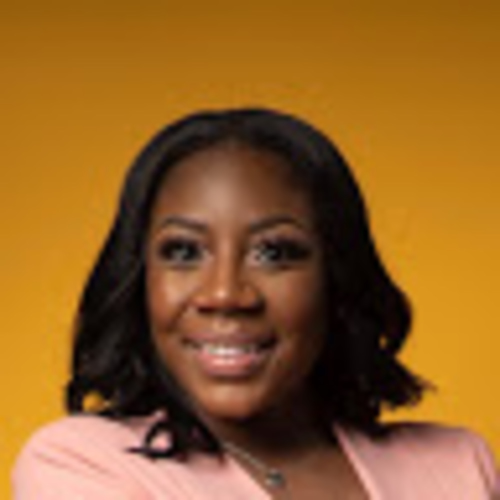 Meet your Posher, Teyara